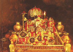 इस नवरात्रि, महा अष्टमी पर अर्पित करें मां वैष्णो देवी को भेंट व प्रसाद, जीवन की सारी समस्याएं होंगी दूर - 6 अक्टूबर 2019