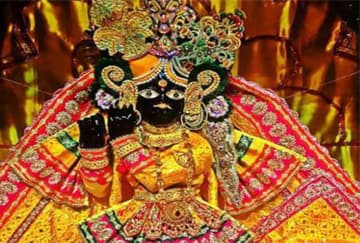 एक माह तक वृंदावन बिहारी जी मंदिर में कराएं चन्दन तुलसी इत्र सेवा , मिलेगा नौकरी व व्यापार से जुड़े समस्याओं का समाधान