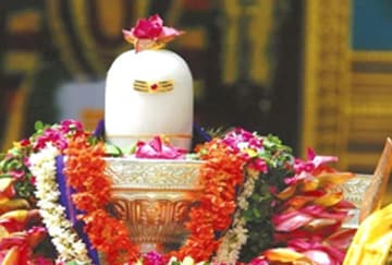 धन प्राप्ति एवं कर्ज से छुटकारा पाने हेतु संगम तट पर कराएं महादेव का रुद्राभिषेक