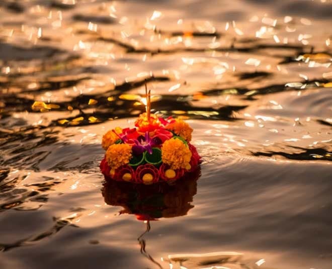 बुद्ध पूर्णिमा को सामूहिक ब्राह्मण भोज करवाकर पाएँ  ऋण से मुक्ति और पुण्यों में वृद्धि, बढ़ेगा धन-धान्य: 05 मई , 2023