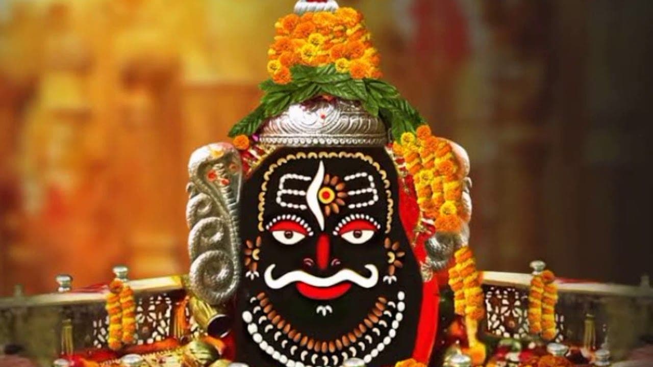 Read to know the complete details of Mahakaleshwar jyotirling and the temple in Ujjain